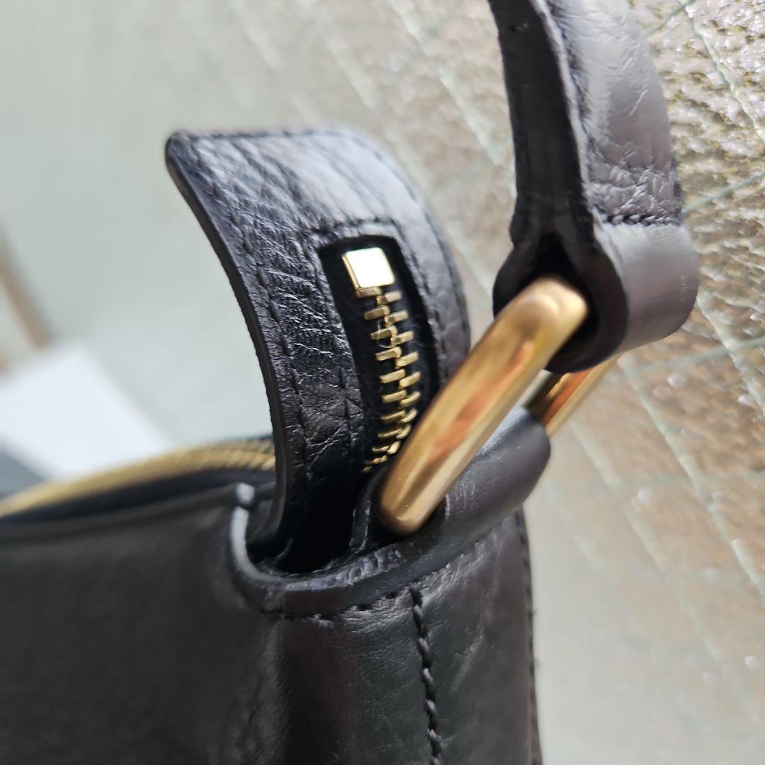 美品⭐HIROFU ヒロフ Hロゴ 型押しレザー ショルダーバック ブラック