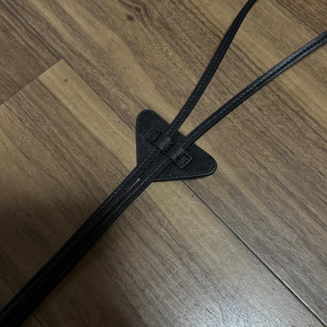 PRADA レザー ボウタイ