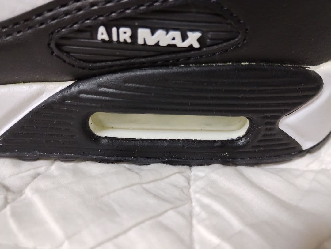 ナイキ エア マックス 90　２３．５センチ