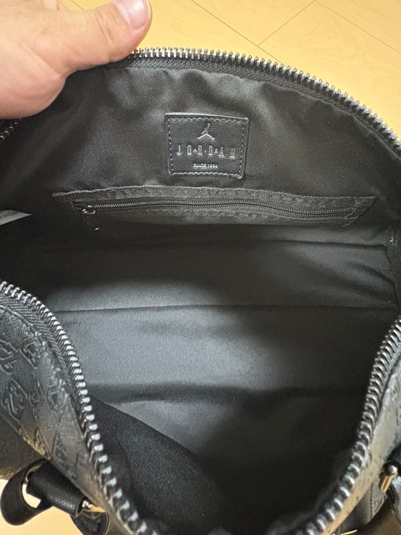 ジョーダンモノグラムボストンバック25l