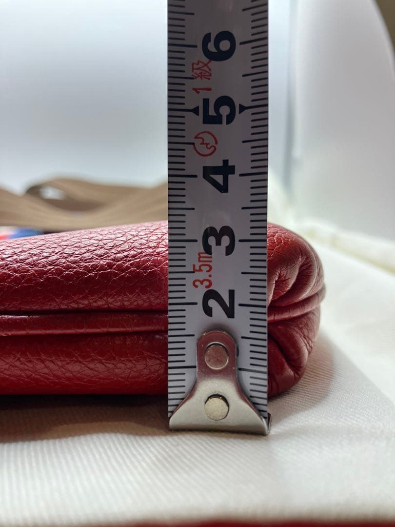 yu フェラガモ FERRAGAMO ショルダーバッグ 高級イタリアンレザ