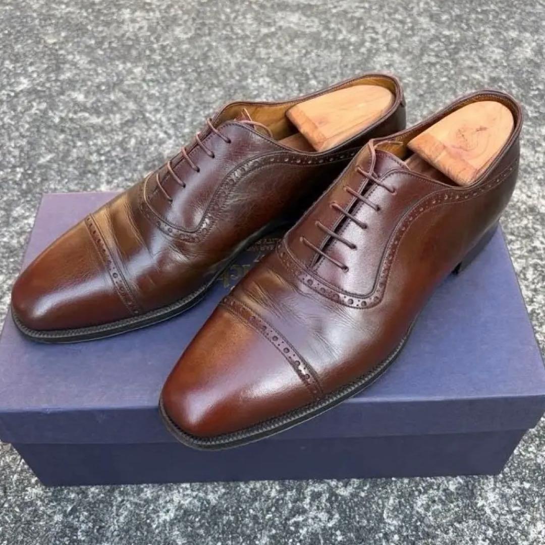 【クリスマス特価】エンツォボナフェ × BEAMS クォーターブローグシューズ