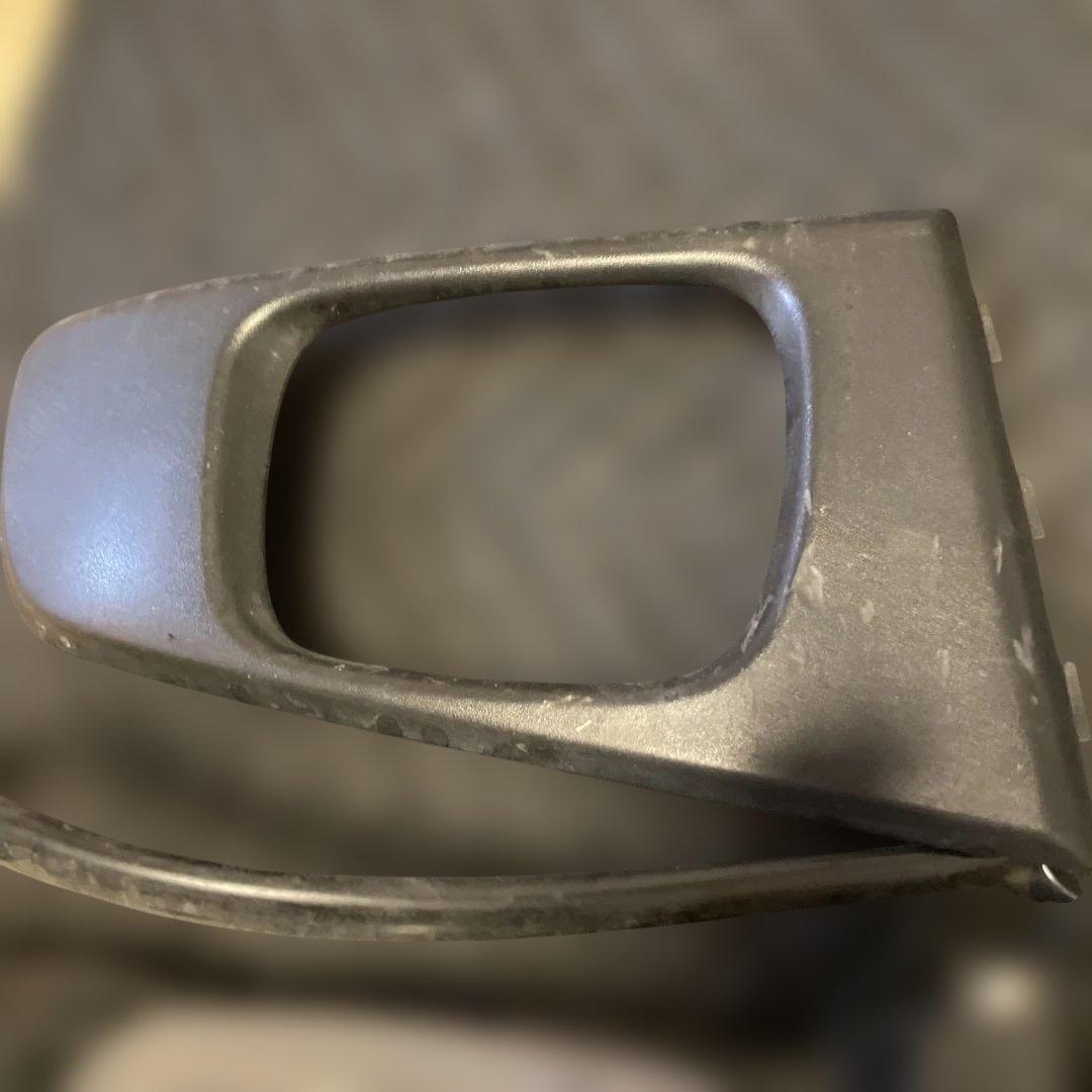 スバルサンバーTW純正フォグランプ　新品に近い状態