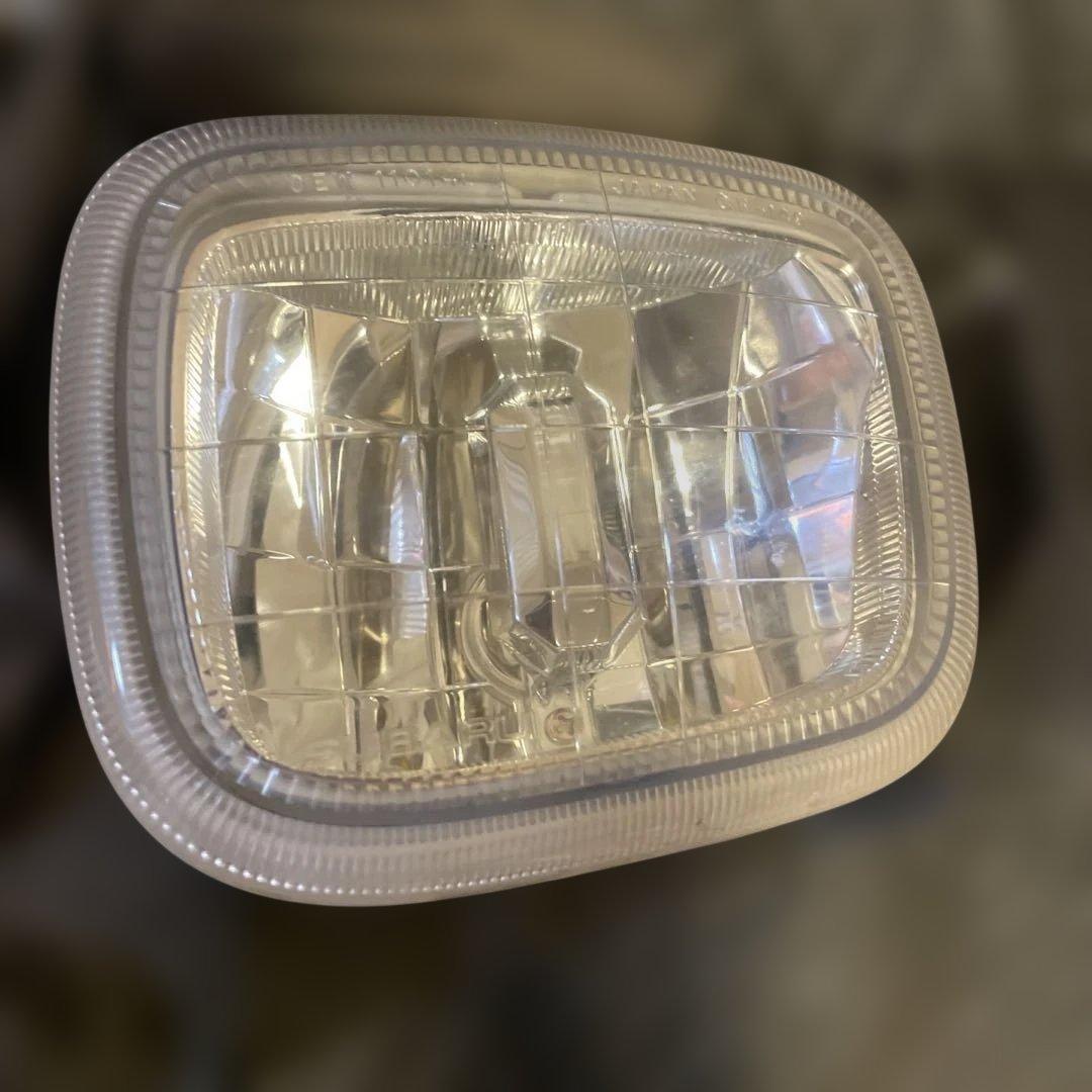 スバルサンバーTW純正フォグランプ　新品に近い状態