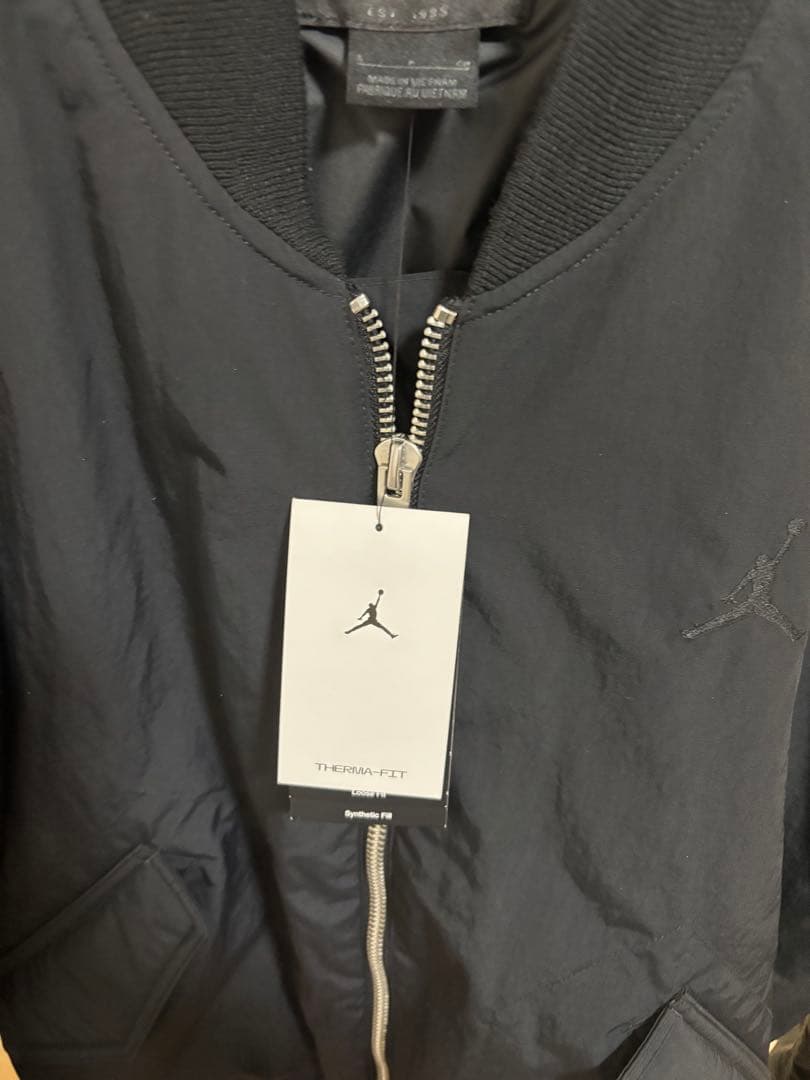 ナイキ　ジョーダン　中綿ma1ジャケット　ブルゾン
