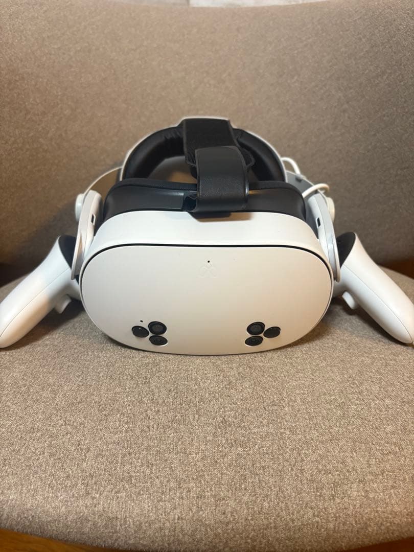 メタクエスト3sVRヘッドセットケース ホワイト