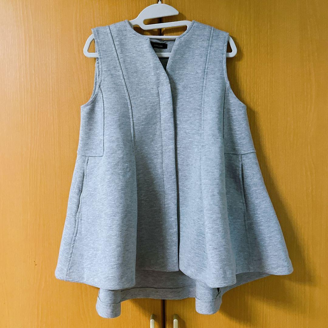 【美品】タックフレアカットベスト グレー アニュアンス