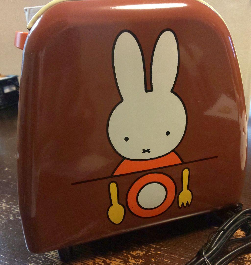 フジパン当選品 miffy トースター プレート４枚付き