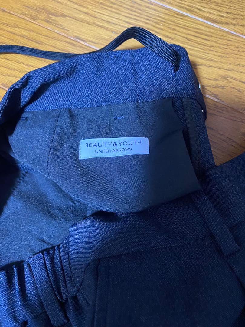 【値下げしました】BEAUTY&YOUTH ネイビー スーツ