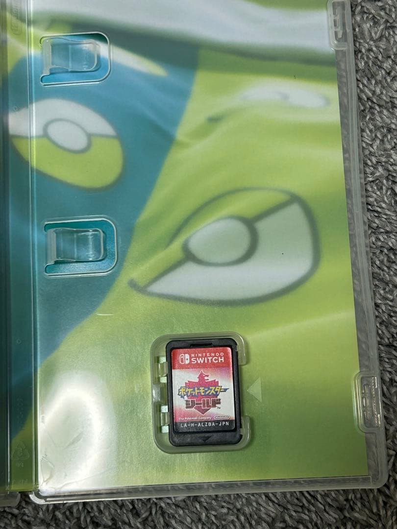 Nintendo Switch 本体「美品」+スマブラ、ポケモン+おまけつき