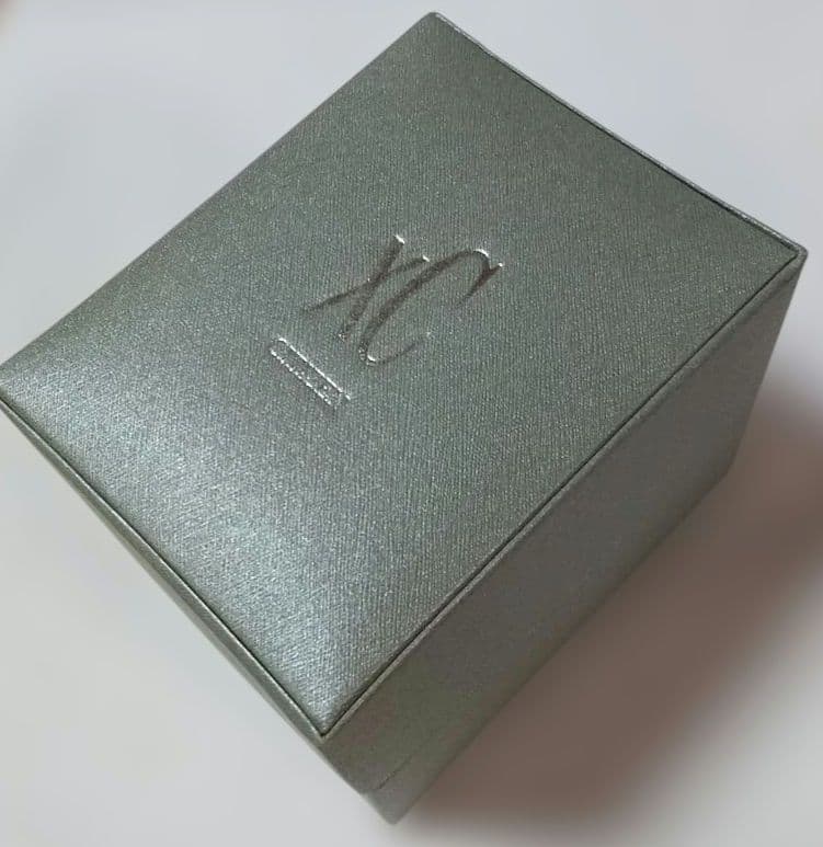 ポ*コ様 CITIZEN シチズン xC 腕時計 H240 電波時計 稼働 説明