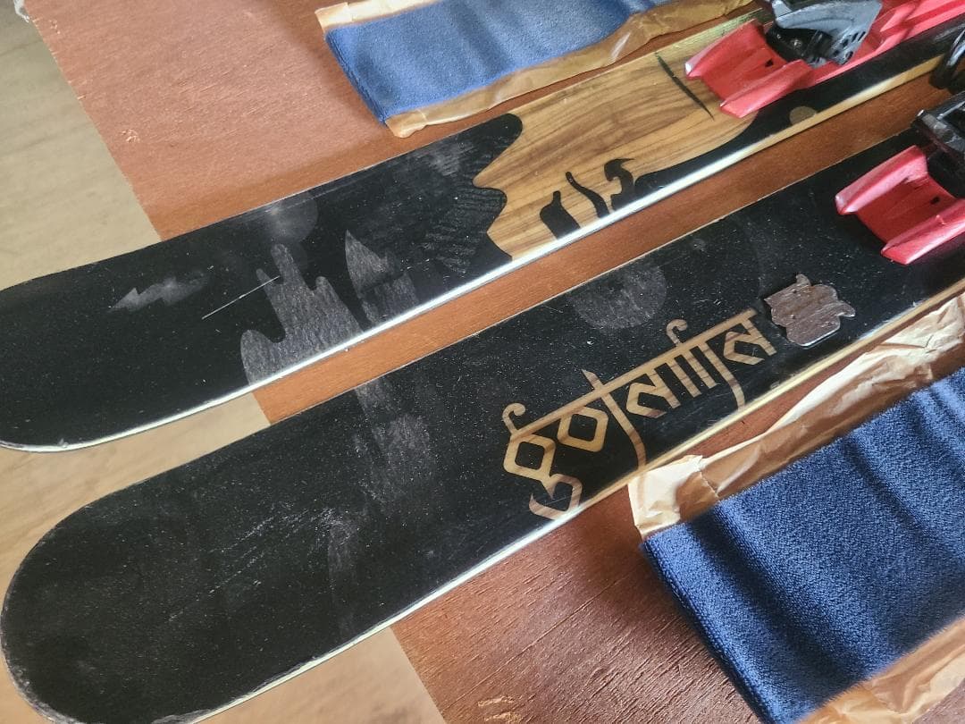 スキー 186 VOLKL GOTAMA + DIAMIR + SKINS