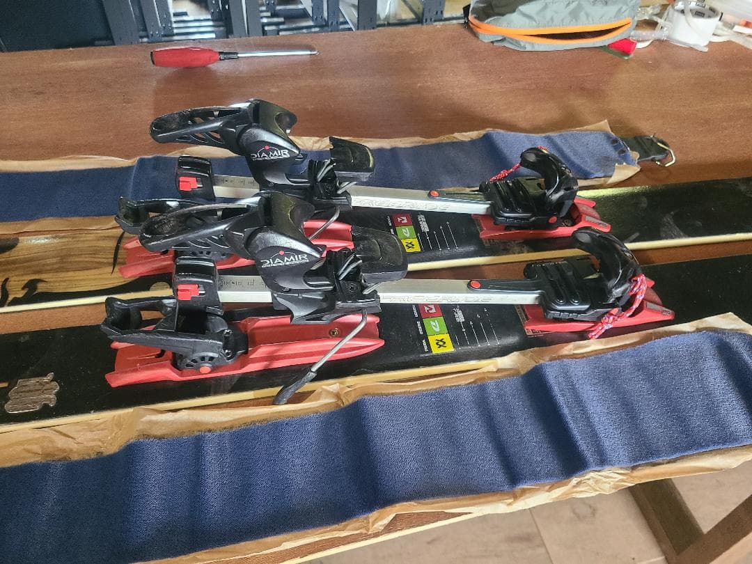 スキー 186 VOLKL GOTAMA + DIAMIR + SKINS