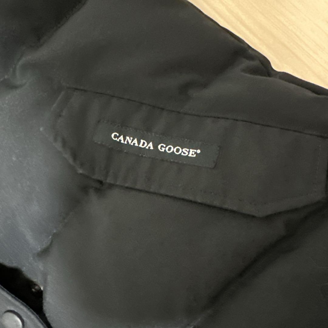 極美品  ダウンベスト M 2832L ブラック