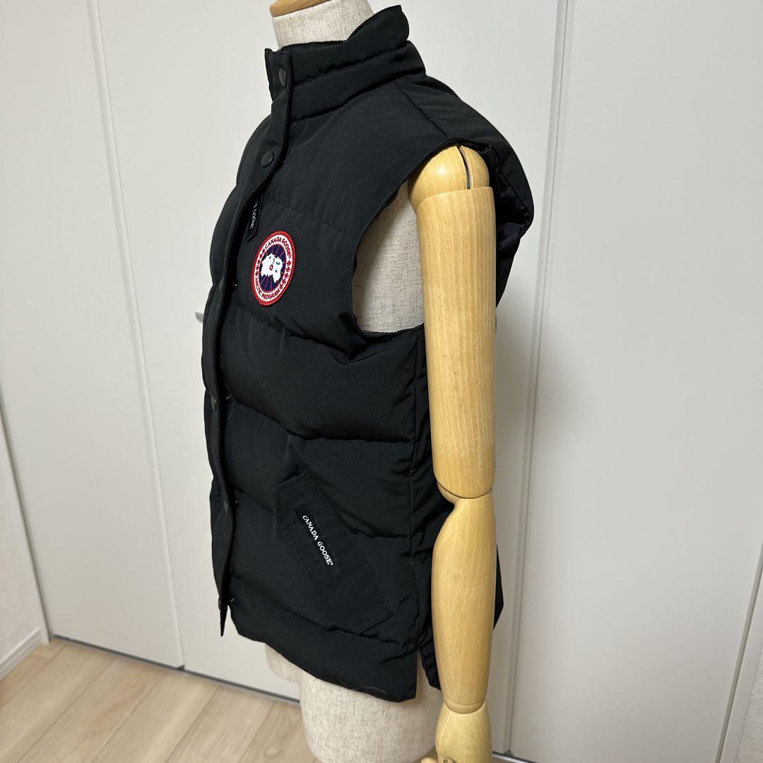 極美品  ダウンベスト M 2832L ブラック