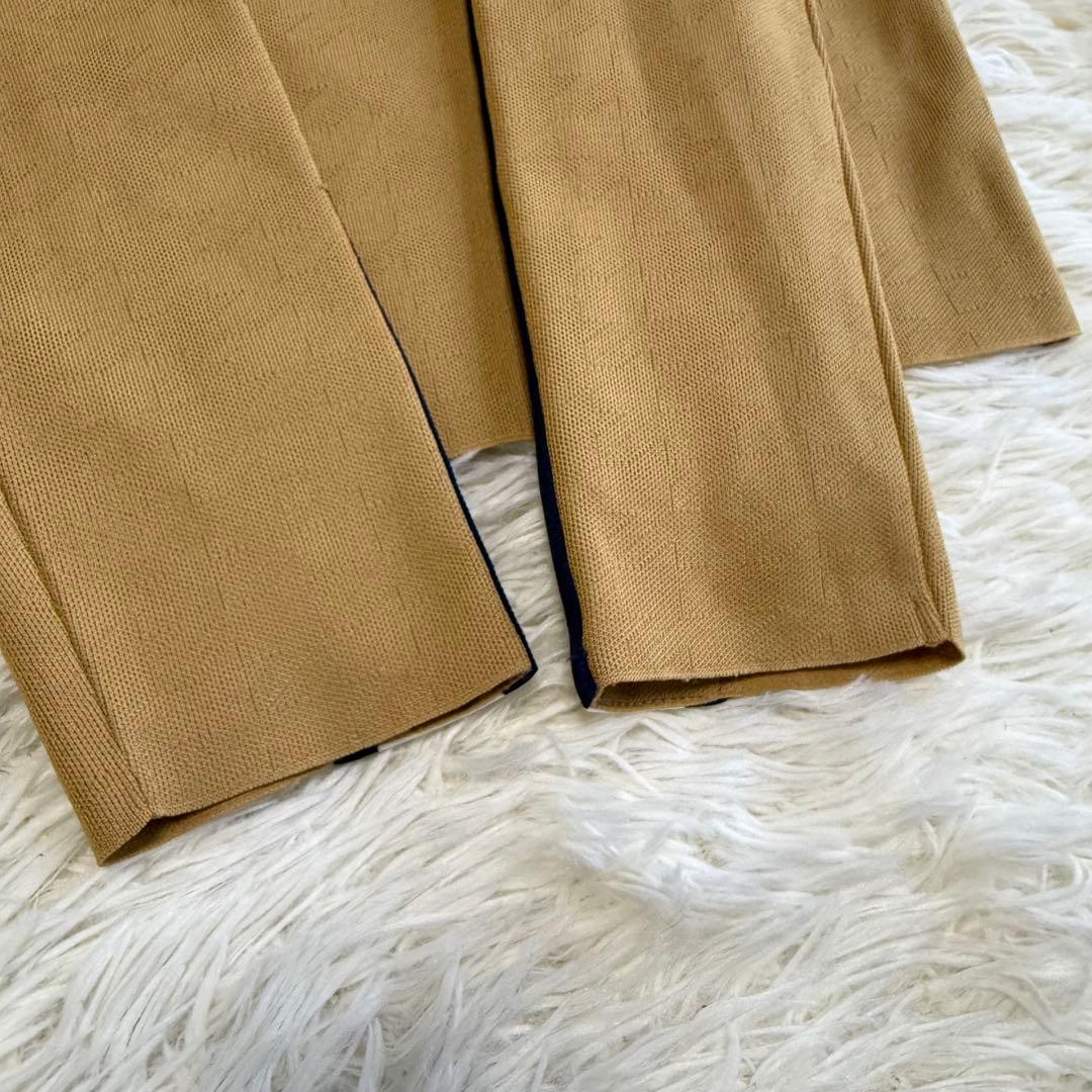 【アルチビオ】美品 モックネック ベージュ サイドライン 38 レディース