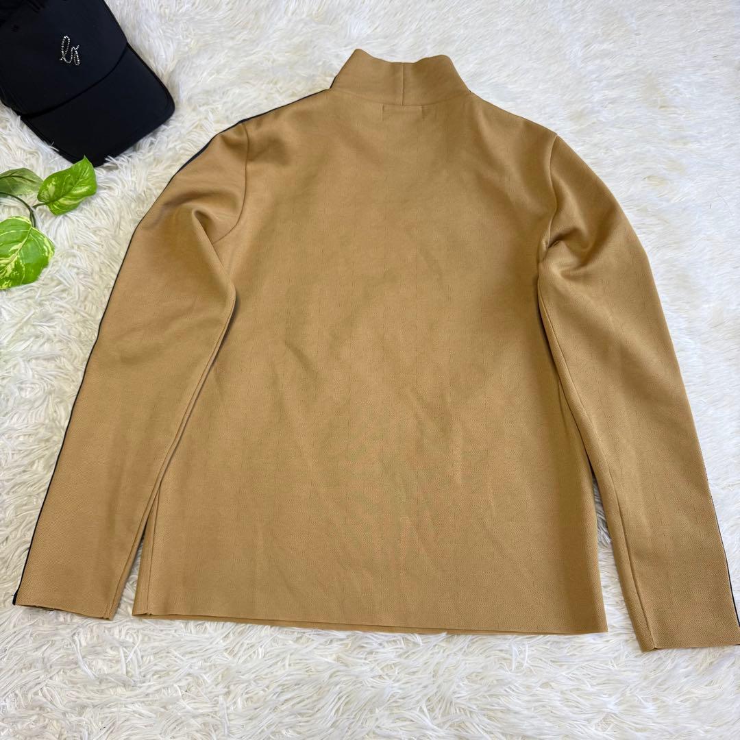 【アルチビオ】美品 モックネック ベージュ サイドライン 38 レディース