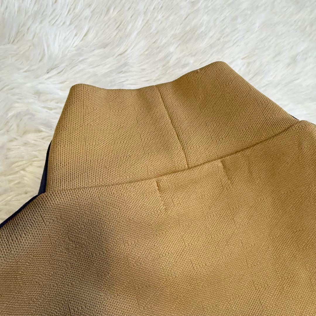 【アルチビオ】美品 モックネック ベージュ サイドライン 38 レディース