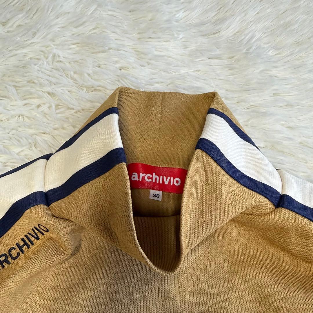 【アルチビオ】美品 モックネック ベージュ サイドライン 38 レディース