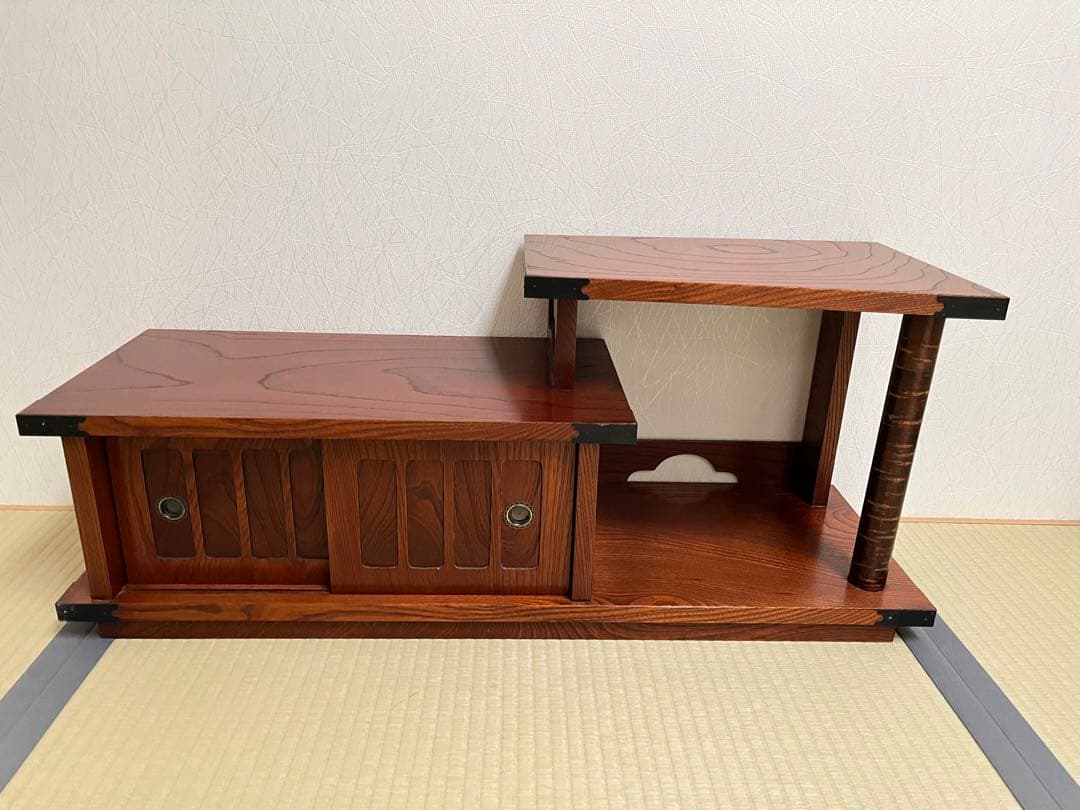 床の間、飾り棚、桜皮細工、収納棚、茶箪笥、金具打ち、花瓶台、昭和レトロ、ケヤキ色