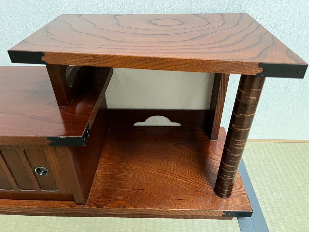 床の間、飾り棚、桜皮細工、収納棚、茶箪笥、金具打ち、花瓶台、昭和レトロ、ケヤキ色