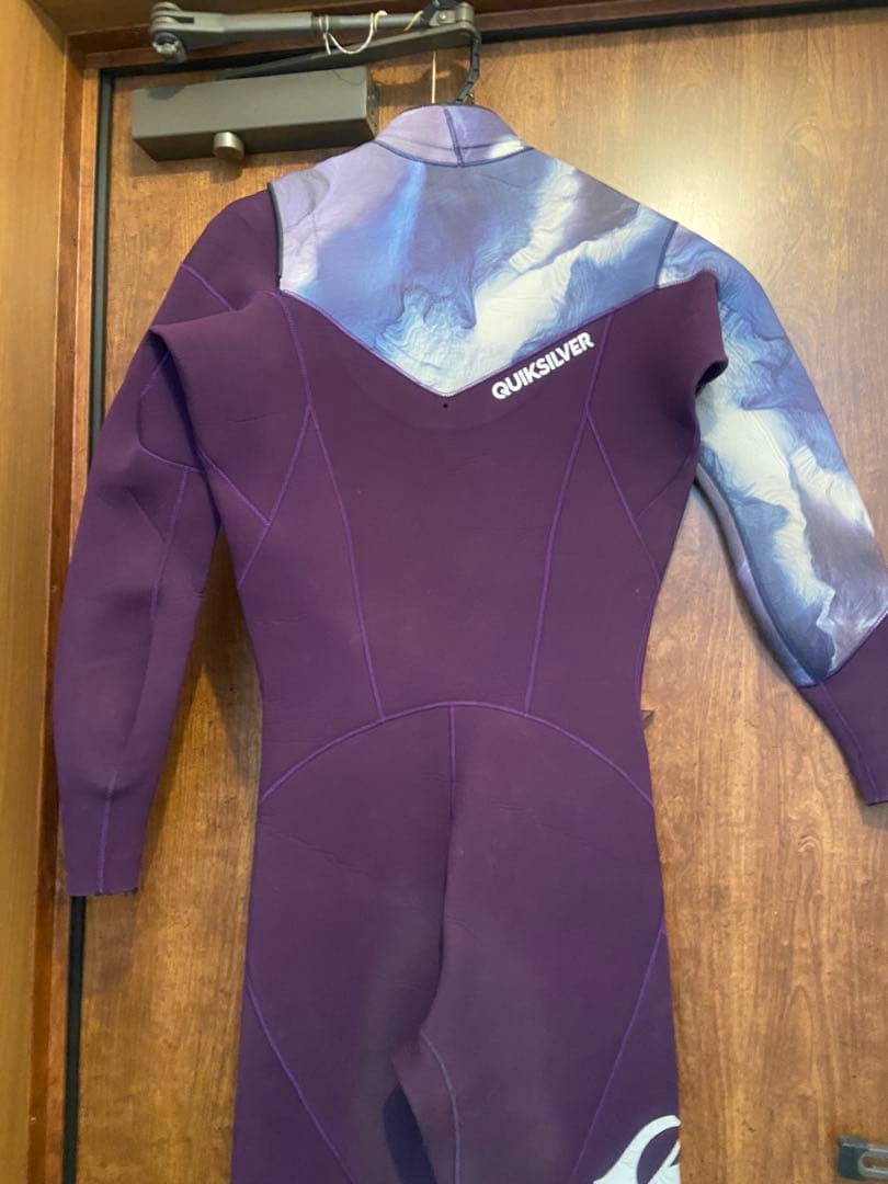 Quiksilver フルスーツ　M
