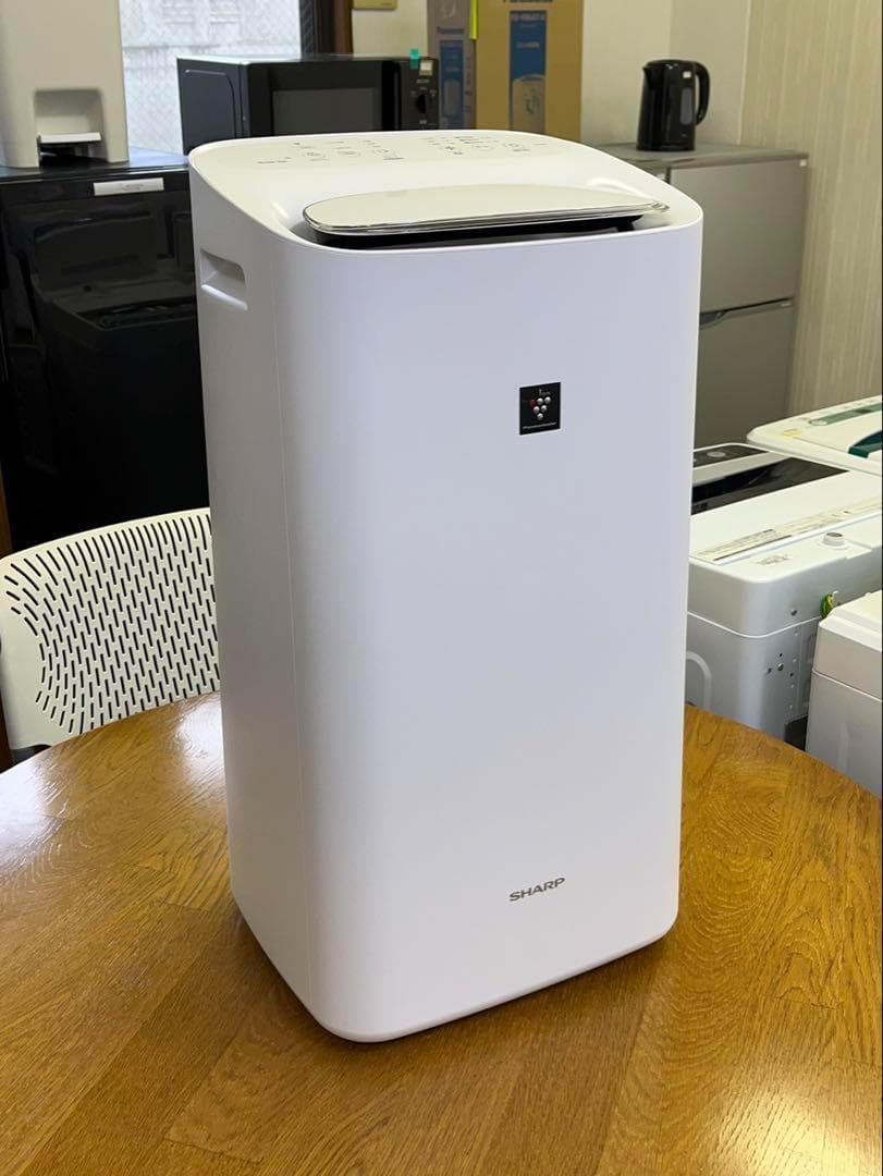 【使用頻度少なめ】SHARP 衣類乾燥除湿機 2024年製 KI-RD50-W