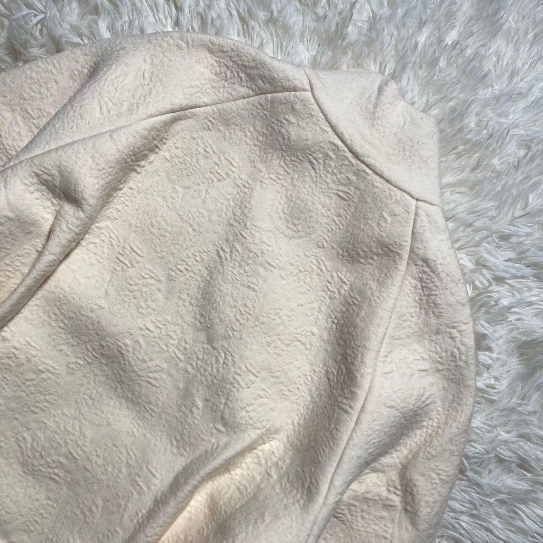 未使用級 アライア フラワーエンボス ジップアップ クロップド ジャケット