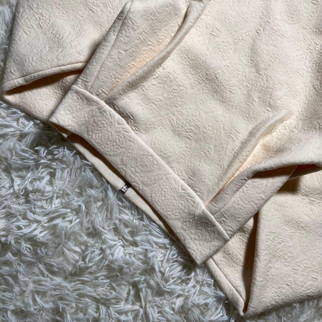 未使用級 アライア フラワーエンボス ジップアップ クロップド ジャケット