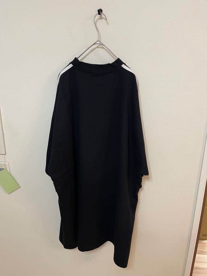 5 BALENCIAGA ADIDAS オーバーサイズスリーストライプスT