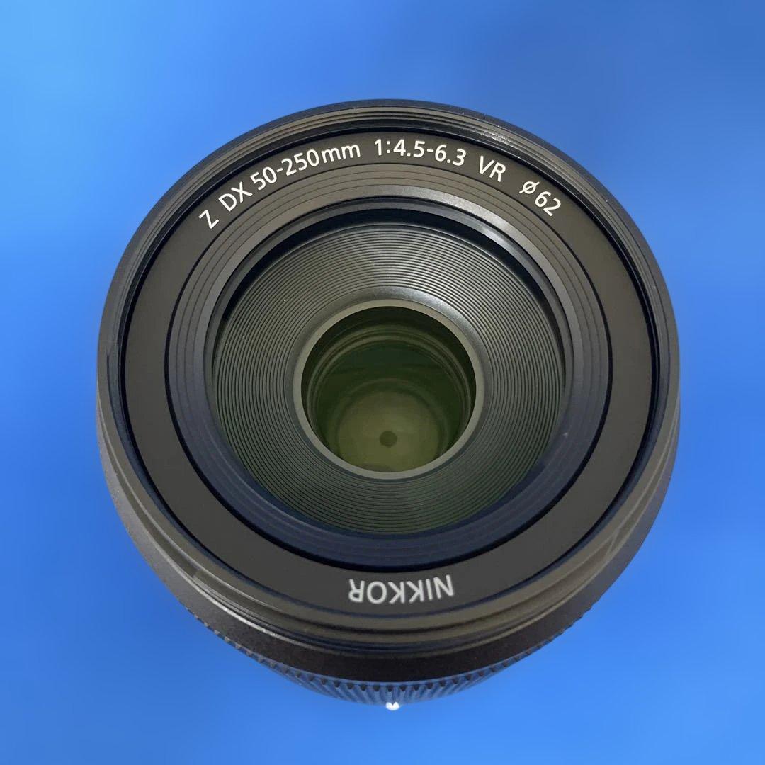 NIKKOR Z DX 50-250mm f/4.5-6.3 VR　純正フード付