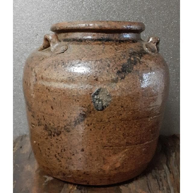江戸時代　古瀬戸　古美濃　鉄釉　黒釉　三耳壺　壺　茶道具　茶器　花入れ　蹲壺