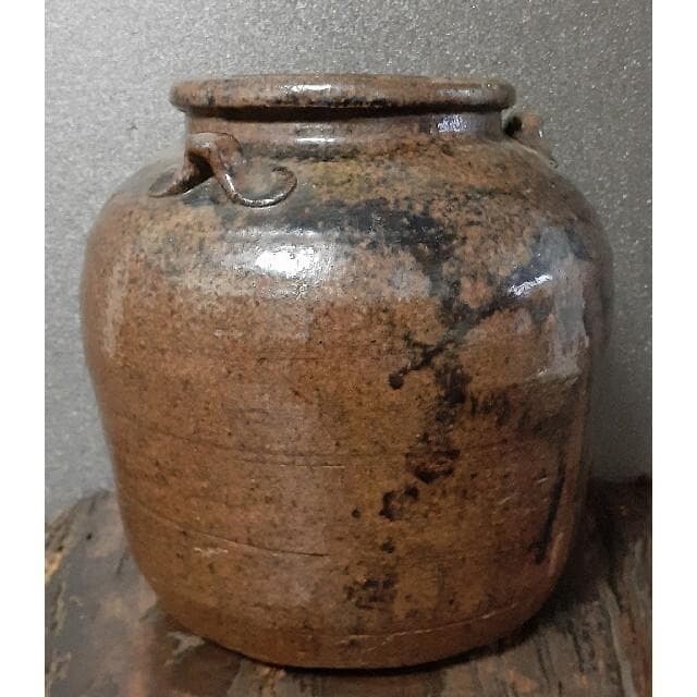 江戸時代　古瀬戸　古美濃　鉄釉　黒釉　三耳壺　壺　茶道具　茶器　花入れ　蹲壺