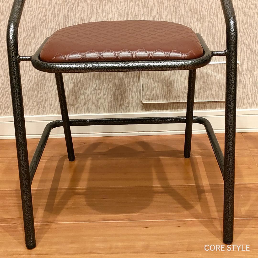 希少　カンティレバーチェア　デザイナーズチェア　アイアンフレーム