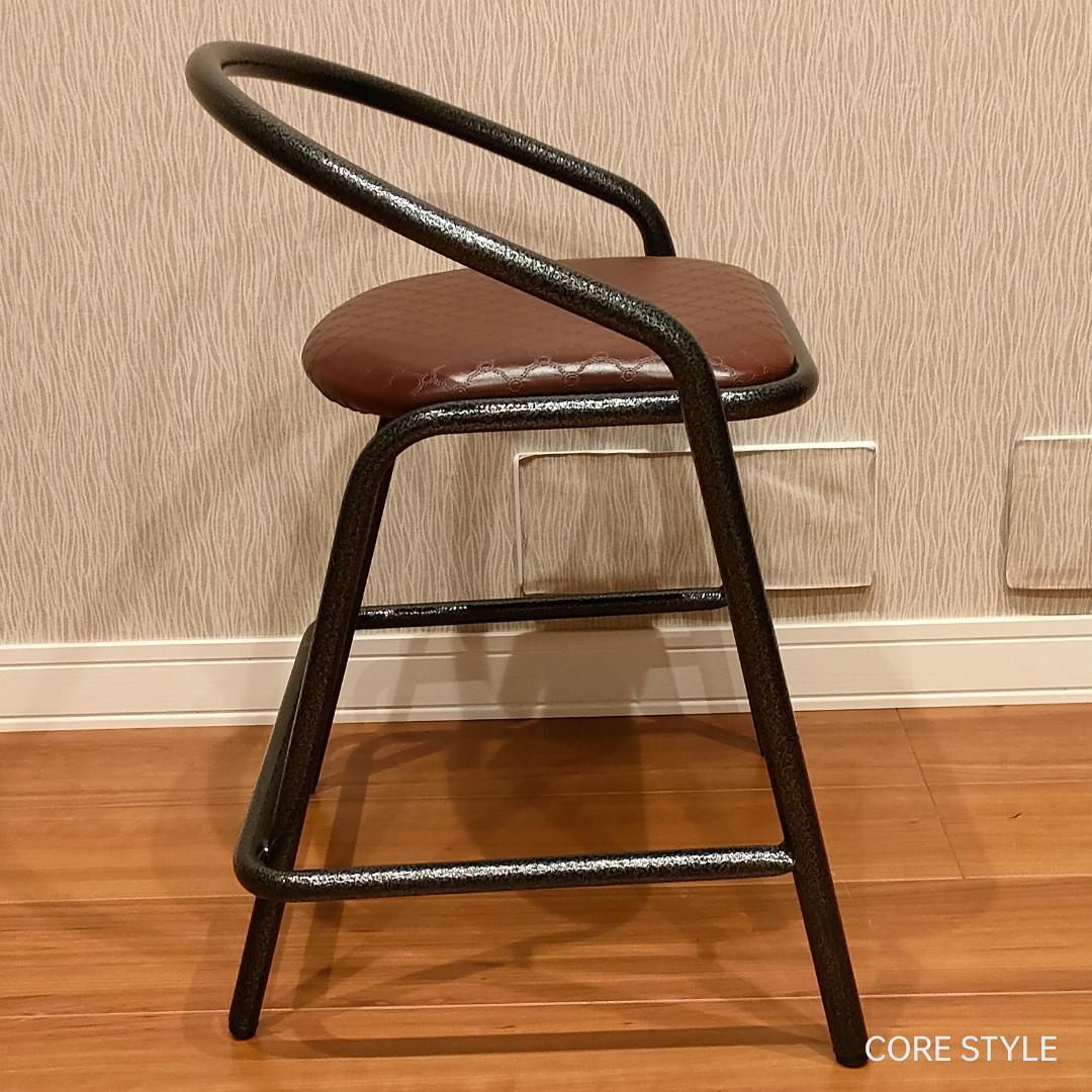 希少　カンティレバーチェア　デザイナーズチェア　アイアンフレーム