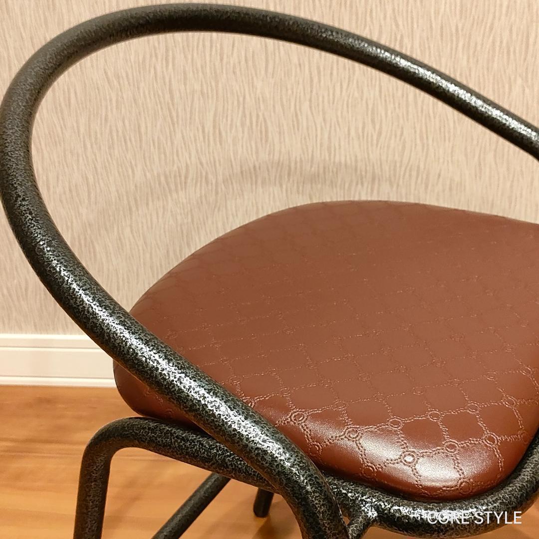 希少　カンティレバーチェア　デザイナーズチェア　アイアンフレーム