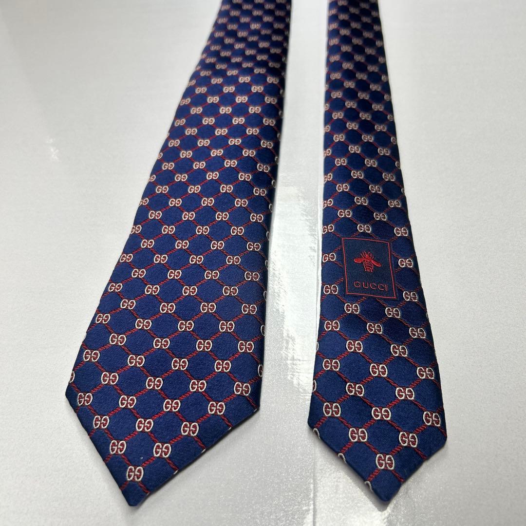 GUCCI グッチ 未使用級 近年タグ ネクタイGG柄 蜂 ビー 人気 ネイビー