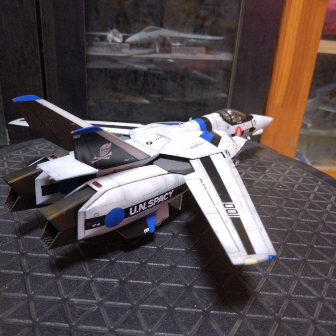 ハセガワ 1/48 VF-1S マックス機 塗装済み完成品