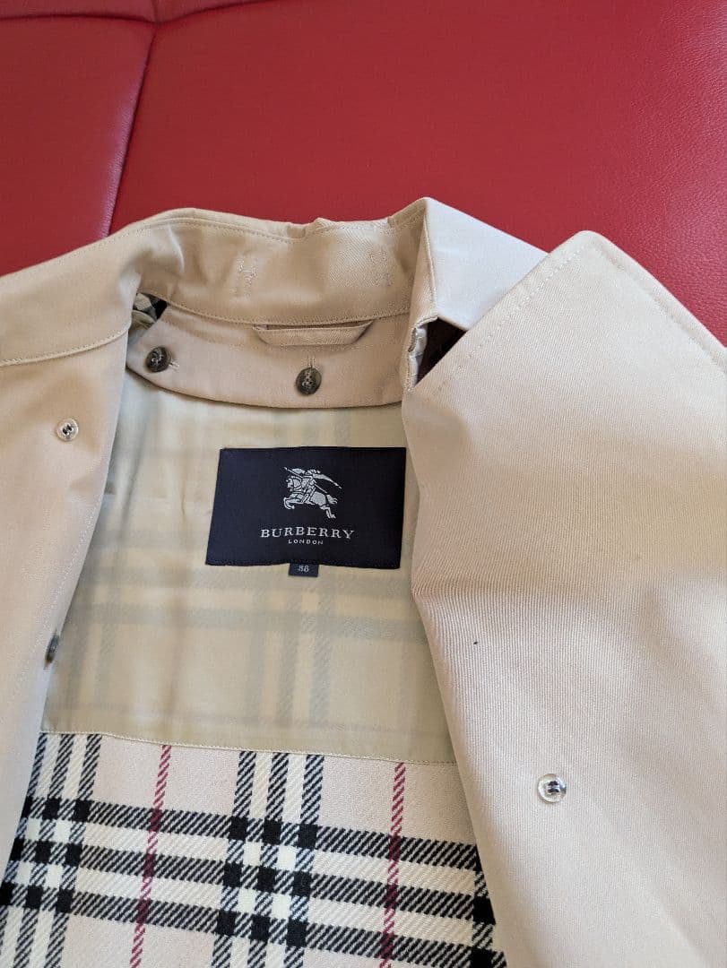 【ぐでたまさんの専用】　Burberry　トレンチコート 　38