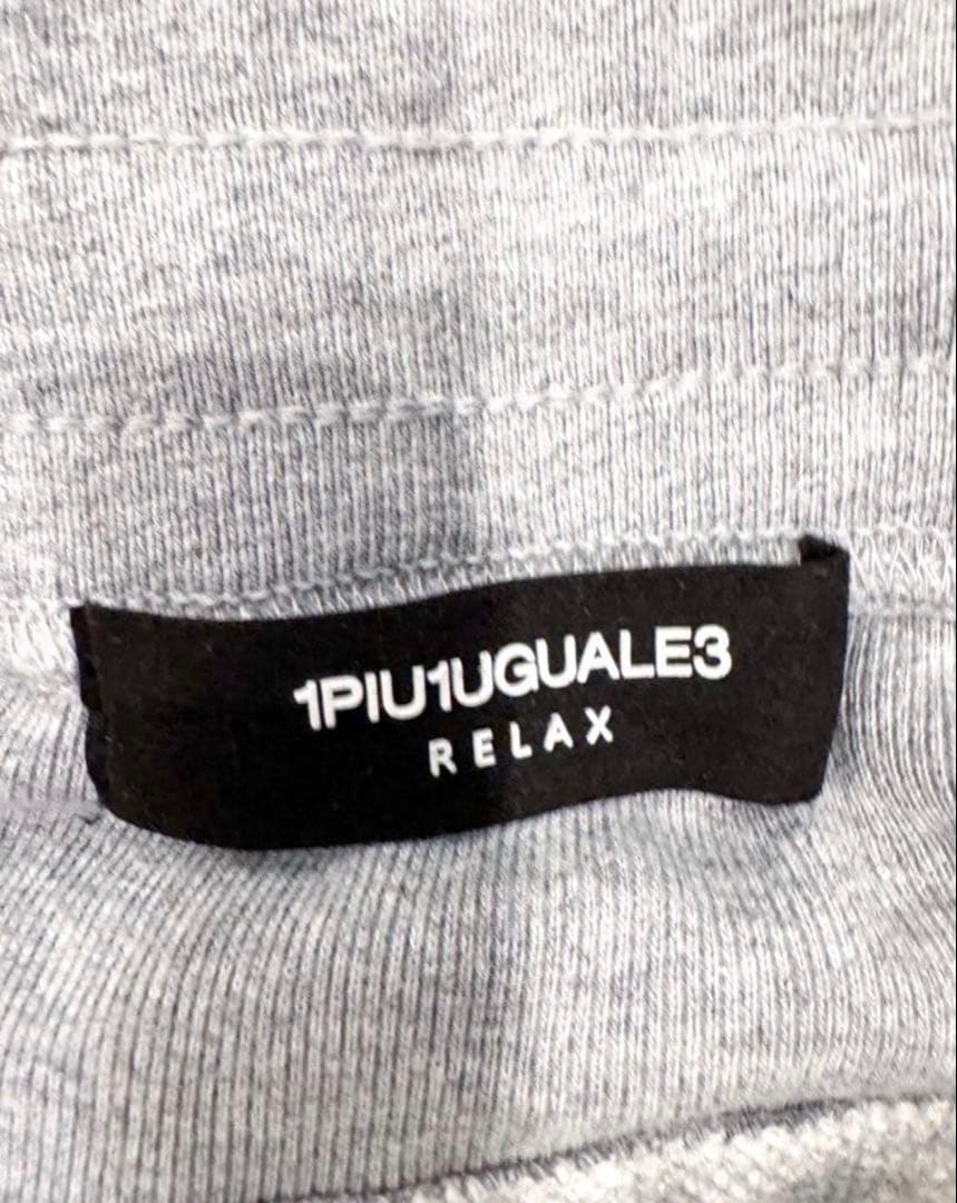 1PIU1UGUALE3 RELAX ロゴラインストーン セットアップ