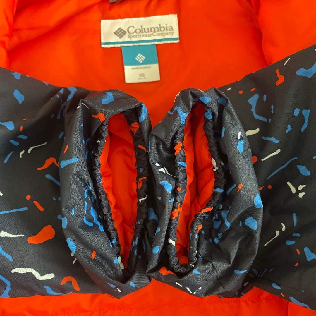 コロンビア　子供用　スキーウェア　上下セット　 xs 数回使用のみ