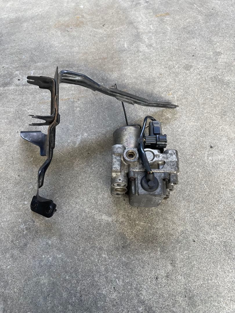 ABSユニット　180SX後期