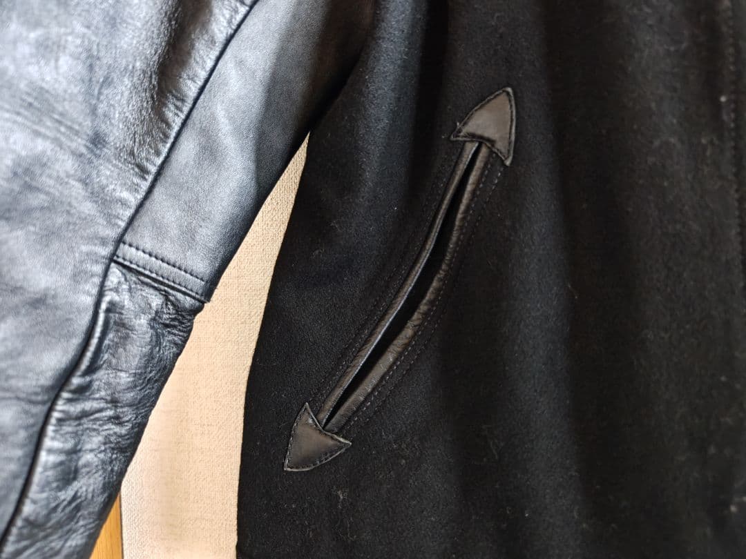 AVIREX スタジャン/L/ドンキーカラーショートジャケット