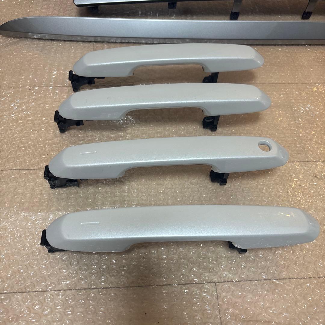 ランクル250VX純正パーツセット　ホワイトパールマイカ（新車外し)