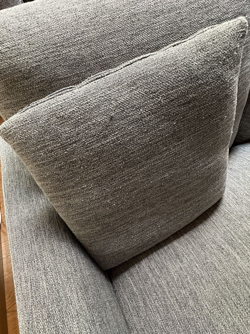 【べべ】引っ越しのため処分　ニトリ　3人掛け　ファブリックソファ　グレー