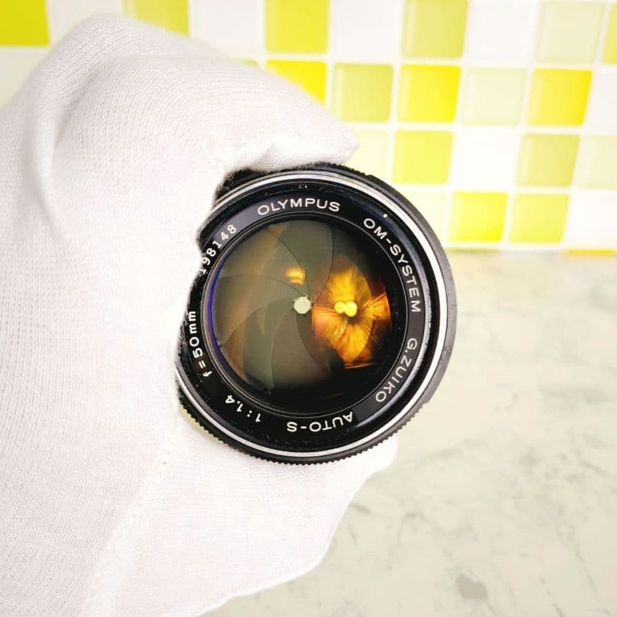 綺麗★ OLYMPUS G.ZUIKO AUTO-S 50mm F1.4 レンズ