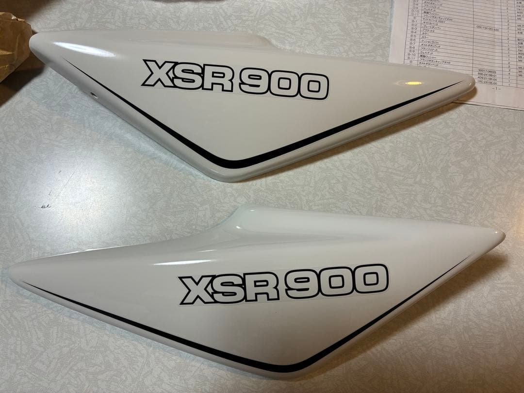 YAMAHA XSR 900用ワイズギア製オーセンティック外装セット