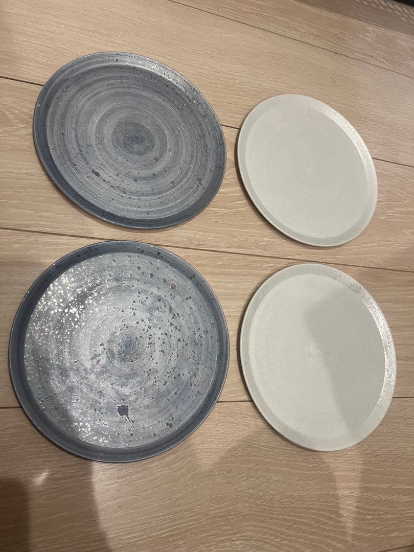 波佐見焼　IREKO ラスターグレー　パールホワイト　プレート4枚セット