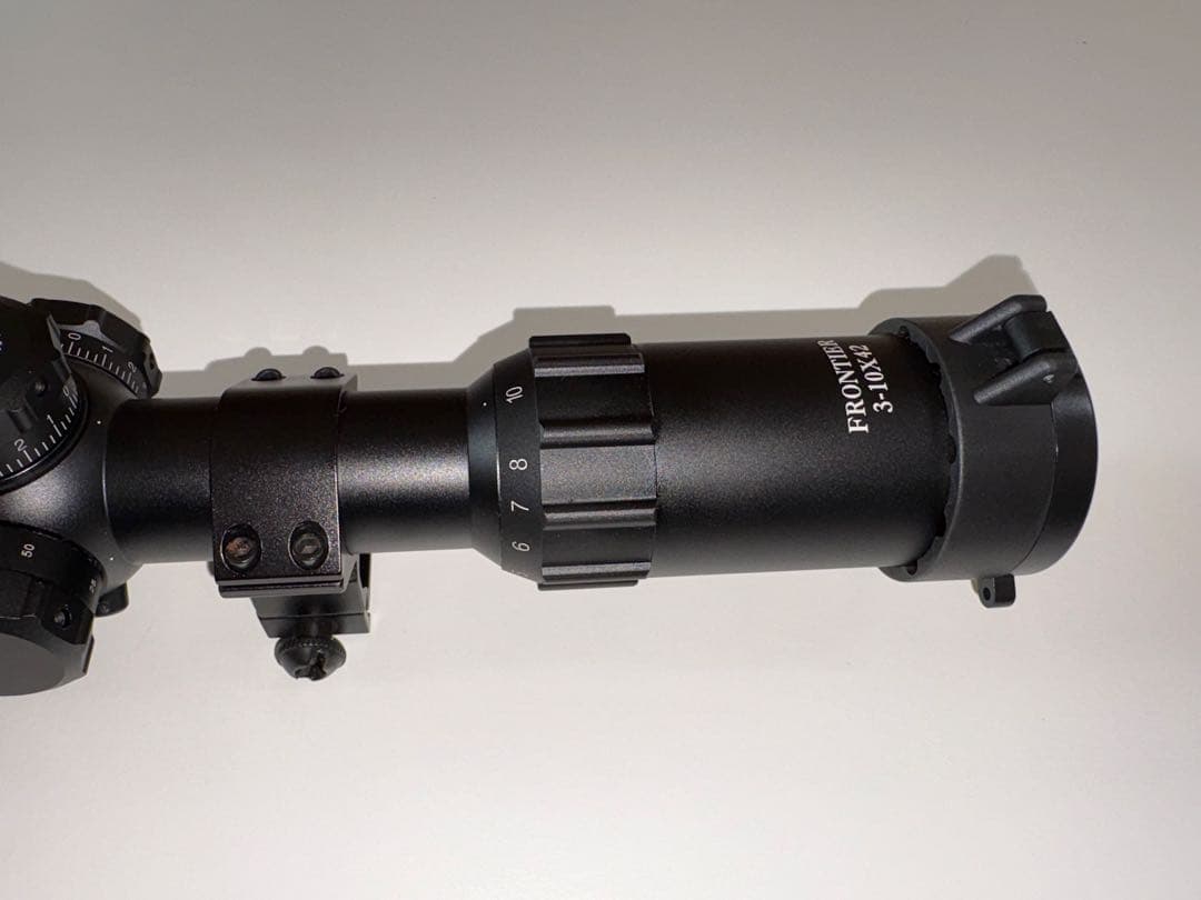 フロンティアミルドットレティクルサイドフォーカススコープ3-10×42 30mm