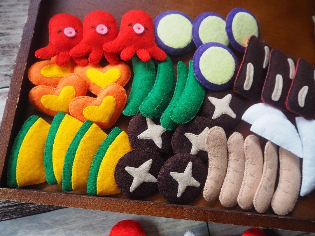 akiページ フェルトままごと